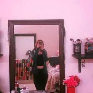 Meet your Posher, Hailey